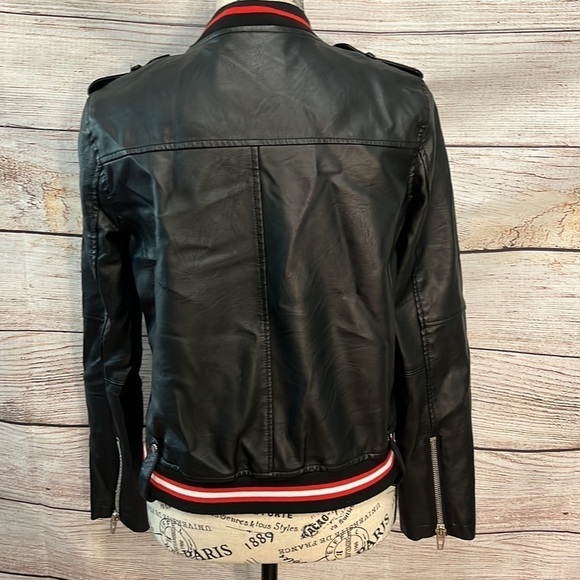 Blank NYC “Frisky Business” Faux Leather Vegan Moto Jacket Bally Stripe XS - Picture 8 of 15